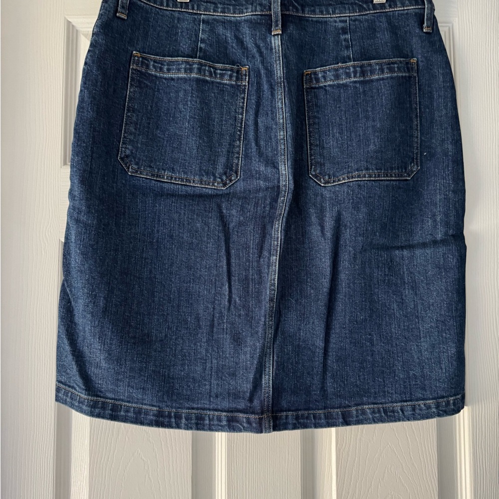 J.Crew Denim Button-Front Skirt, size 32 - Picture 3 of 3